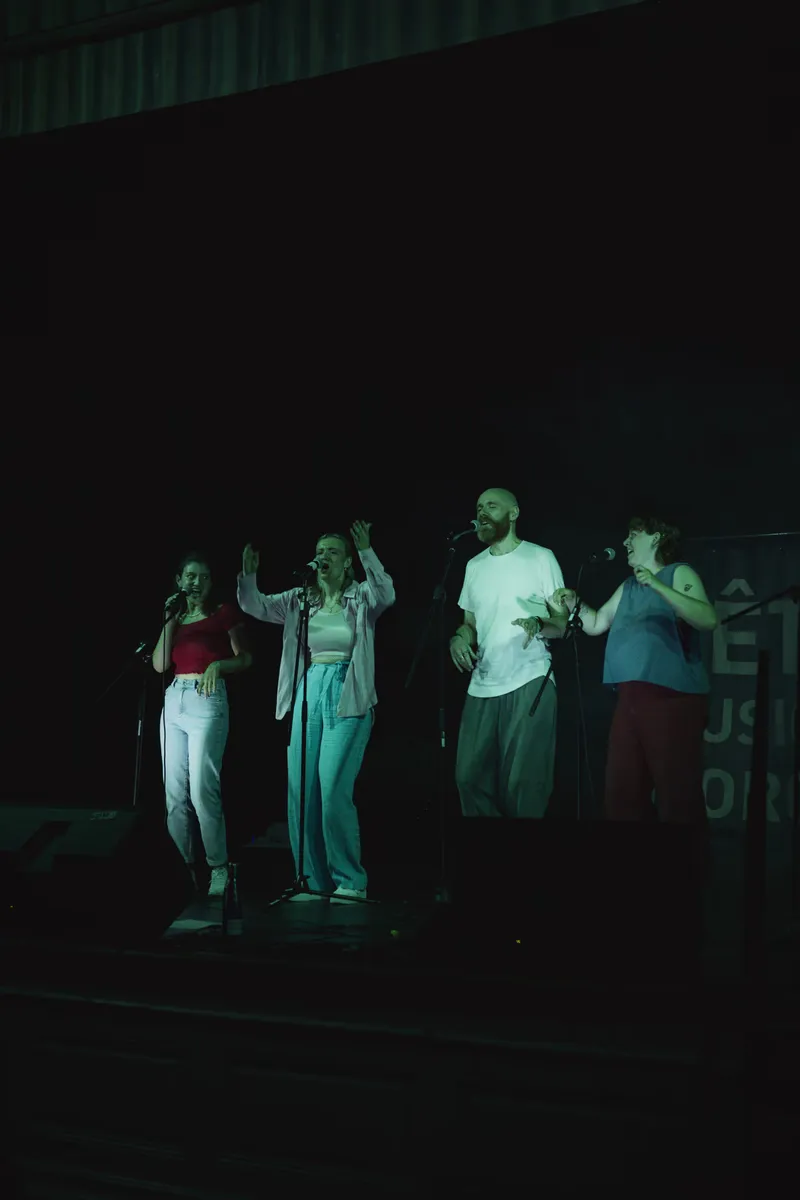 Photo - izia-fete-musique